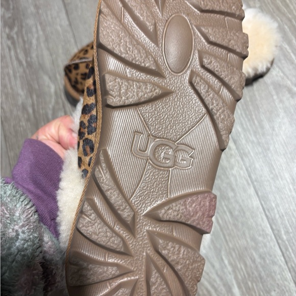 Not for sale Sandals with Cream Fur - Picture 5 of 7